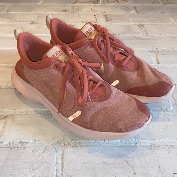 Pink red Nike flex athletic running sneakers - Picture 1 of 6